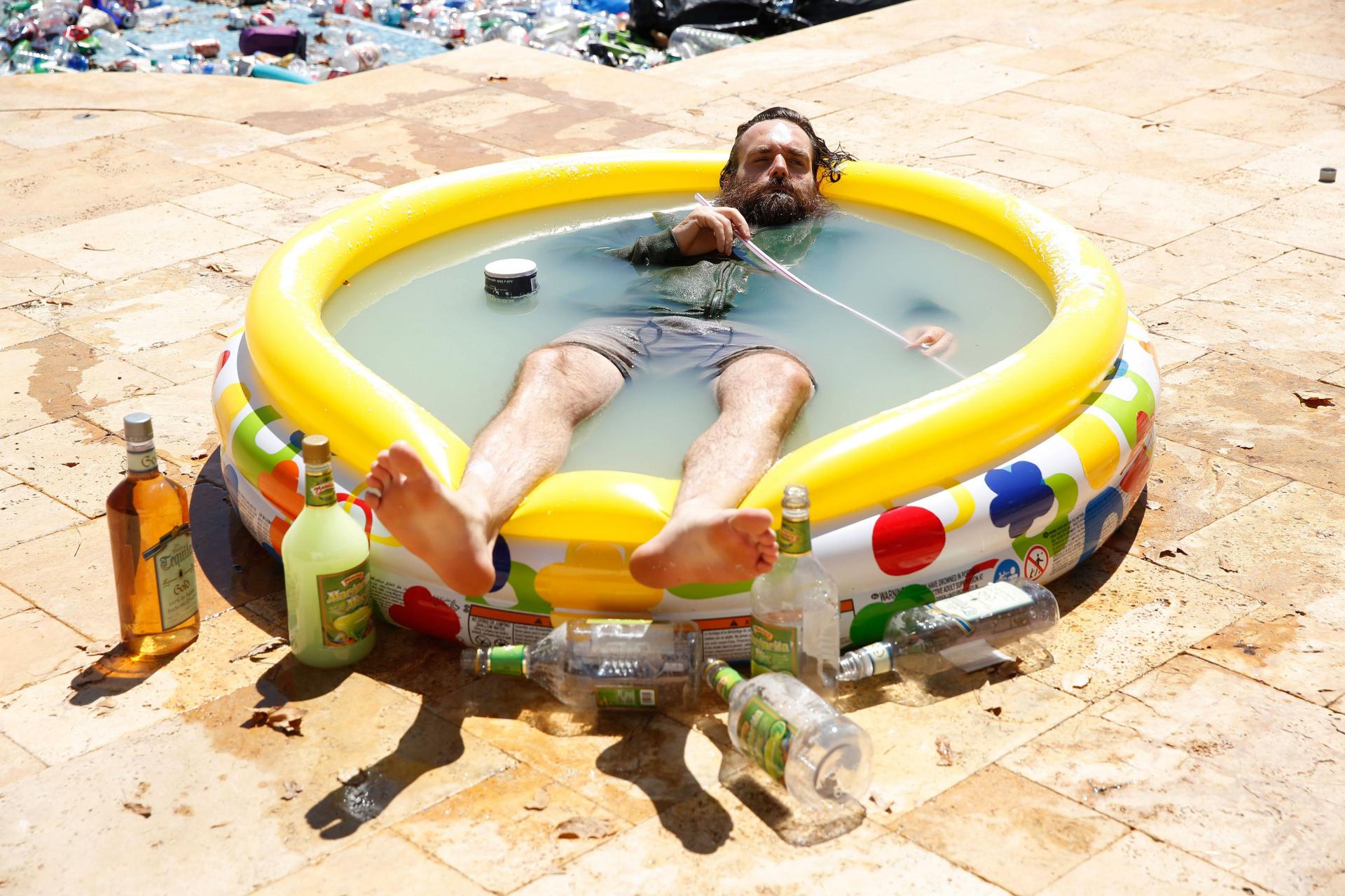 The last man on earth ep 1 2